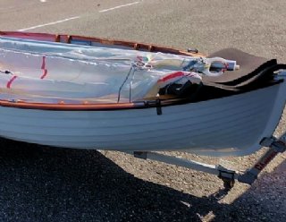 Bonaldo Dinghy 12 Fuss © Elhaf